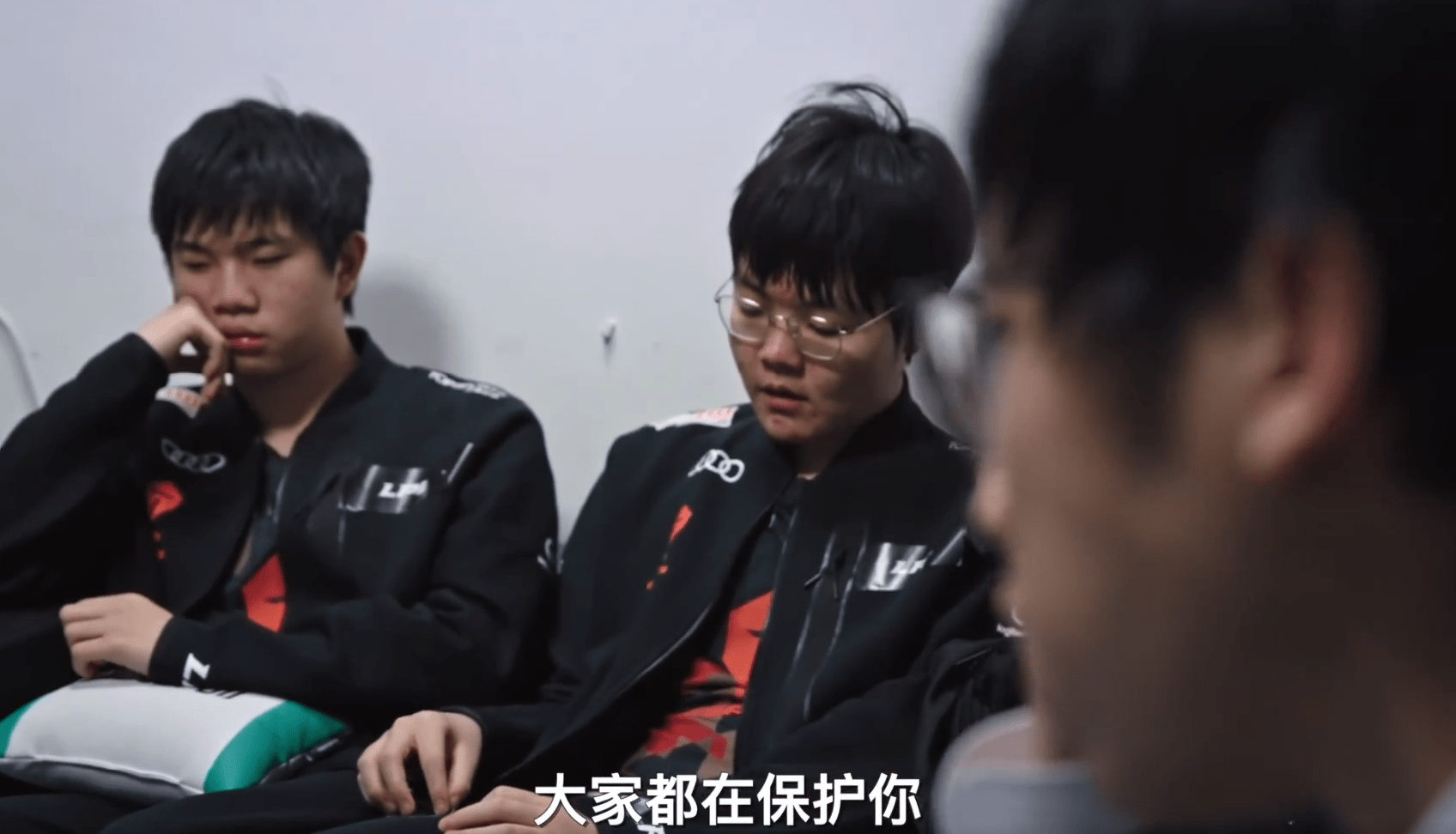 九游体育官网-Karsa重返赛场，战术调整首场状态出色，G2观众沸腾！比赛高潮迭起(karsa以前的战队)