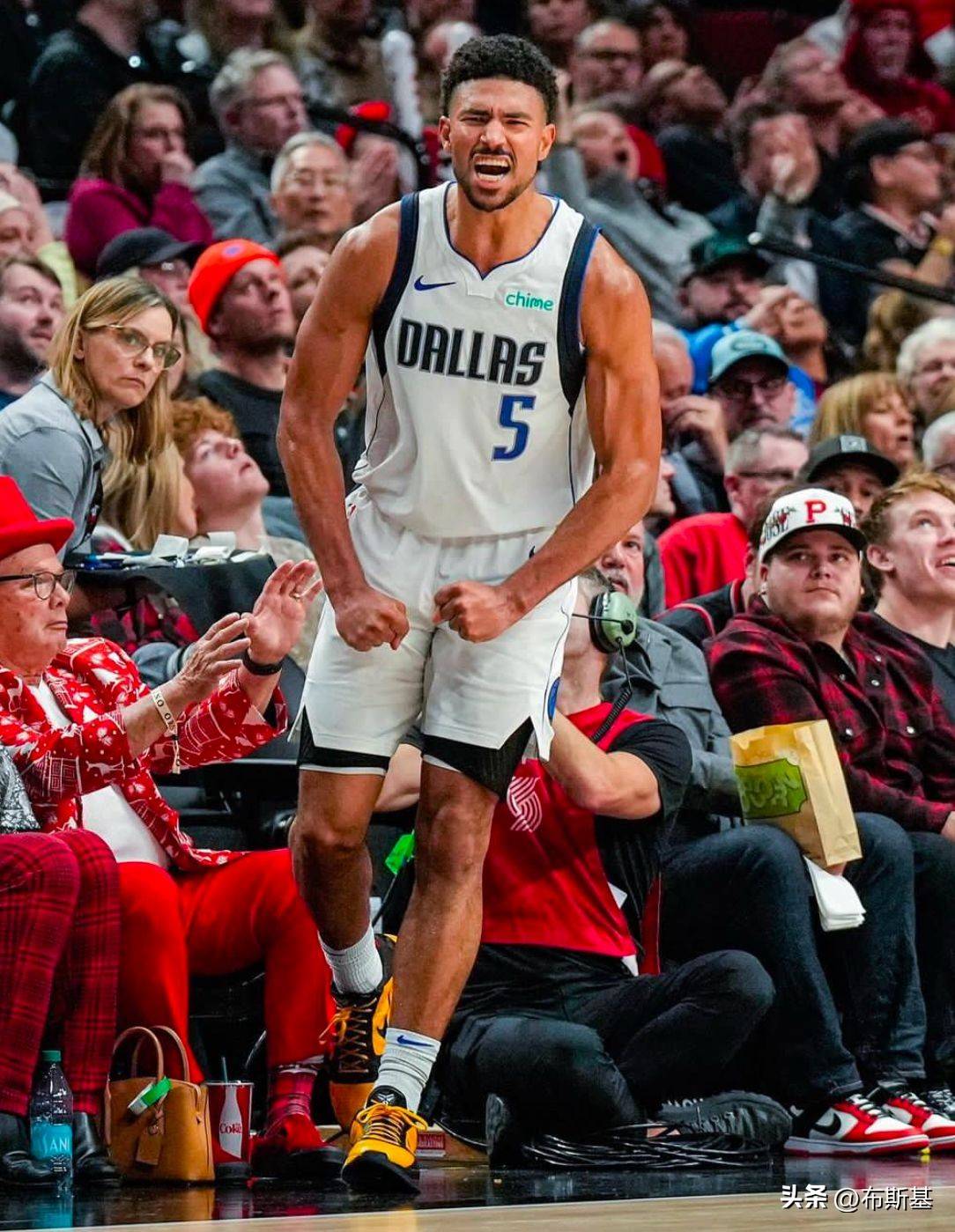 九游体育官网-费城76人关键时刻遗憾出局，志在全明星赛名次提升，管理层满意，团队化学反应显著的简单介绍