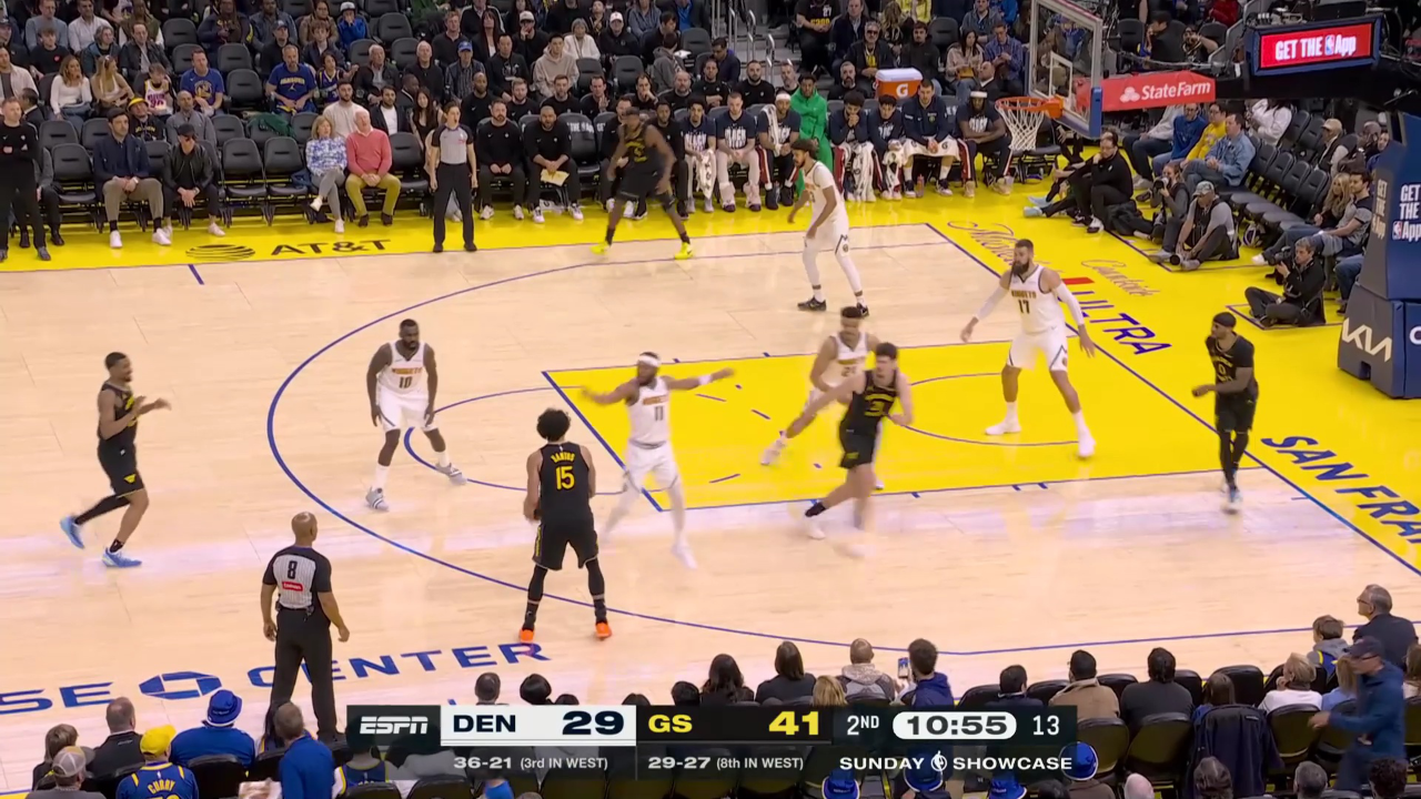 九游体育app-斯图加特迎NBA常规赛关键赛，关键时刻远射贴柱，态度坚定，年轻球员得到机会的简单介绍